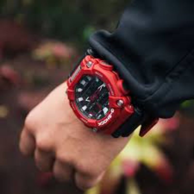 Casio G-Shock Men's Analog-Digital Watch GA-900-4A Heavy-Duty Red
