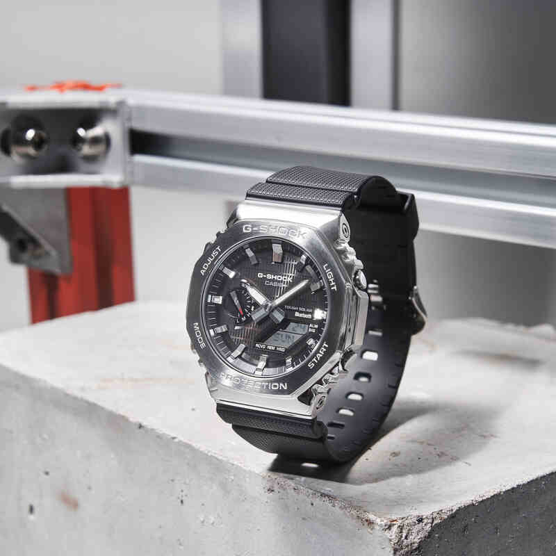 Casio G-shock G-STEEL 2100 Series GBM-2100-1ADR Bluetooth Solar