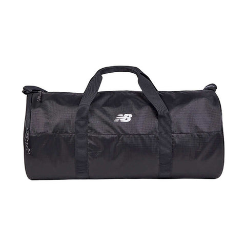 New Balance Essentials Large Duffel Bag - Spacious & Durable Sports Bag for Gym, Travel & Daily Use