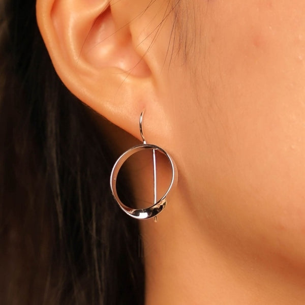 MILLENNE Minimal Circle Arched Silver Hook Earrings with 925 Sterling Silver