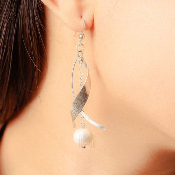 MILLENNE Millennia 2000 Freshwater Pearls Silver Hook Beaded With Fresh Water Pearls Silver Dangle Earrings with 925 Sterling Silver