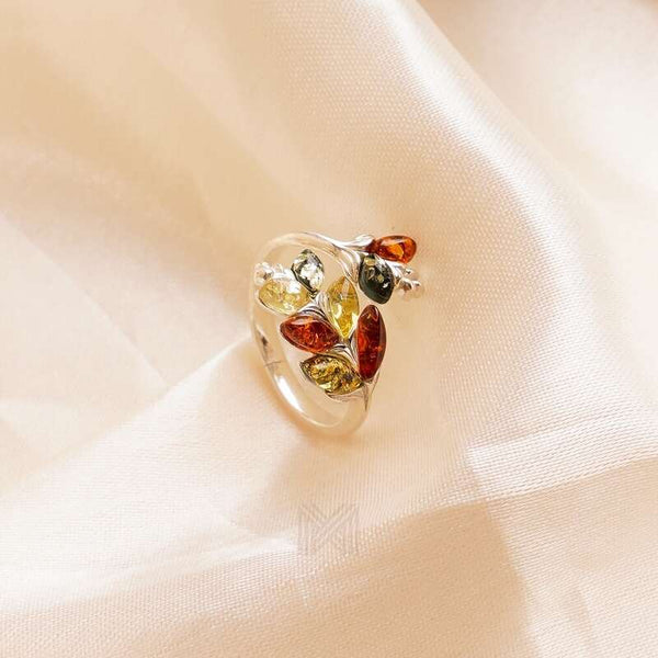 MILLENNE Multifaceted Baltic Amber Graduated Leaf Silver Adjustable Ring with 925 Sterling Silver