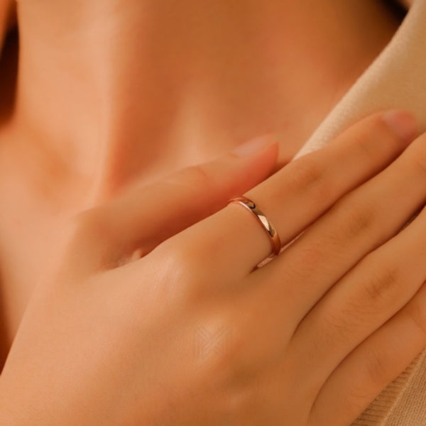 MILLENNE Minimal Moon Band Rose Gold Ring with 925 Sterling Silver