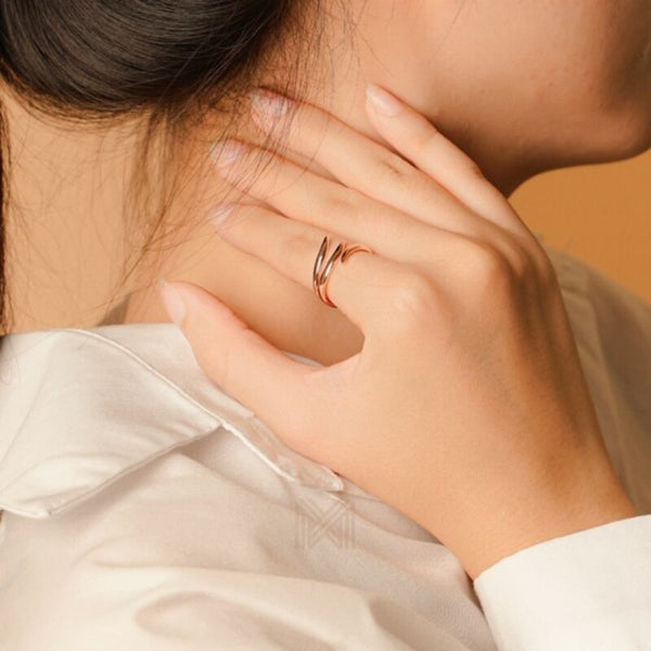 MILLENNE Minimal Asymmetrical Rose Gold Adjustable Ring with 925 Sterling Silver