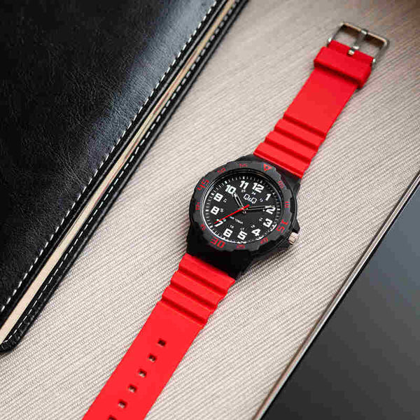 Q&Q Watch By Citizen VR18J013Y Men Analog Watch with Red Rubber Strap