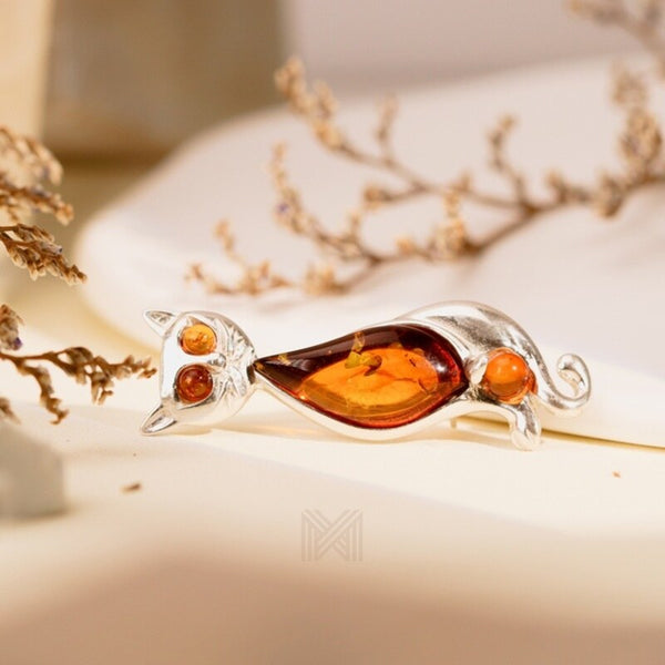 MILLENNE Multifaceted Baltic Amber Cat Silver Brooch with 925 Sterling Silver