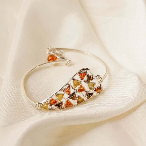 MILLENNE Multifaceted Baltic Amber Mulitple Studded Triangular Silver Bracelet with 925 Sterling Silver