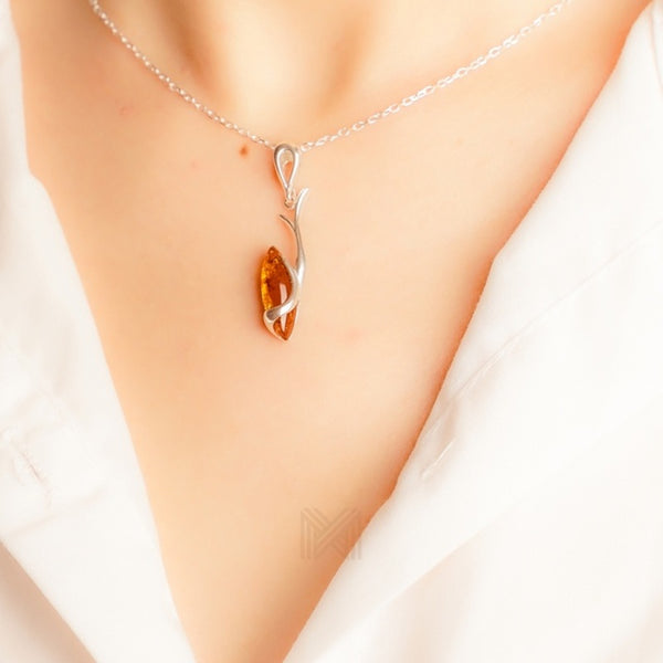 MILLENNE Multifaceted Baltic Amber Driplet Silver Pendant with 925 Sterling Silver