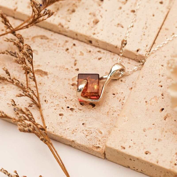 MILLENNE Multifaceted Baltic Amber Cuboid Silver Pendant with 925 Sterling Silver