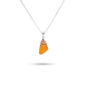 MILLENNE Multifaceted Baltic Amber Rustic Silver Pendant with 925 Sterling Silver