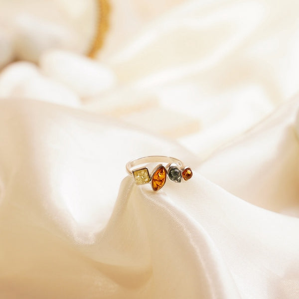 MILLENNE Multifaceted Baltic Amber Rhytymic Silver Ring with 925 Sterling Silver