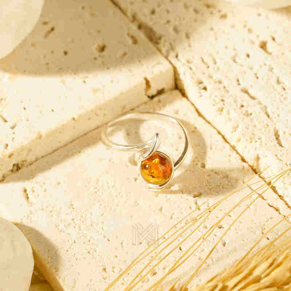 MILLENNE Multifaceted Baltic Amber Globe Silver Ring with 925 Sterling Silver