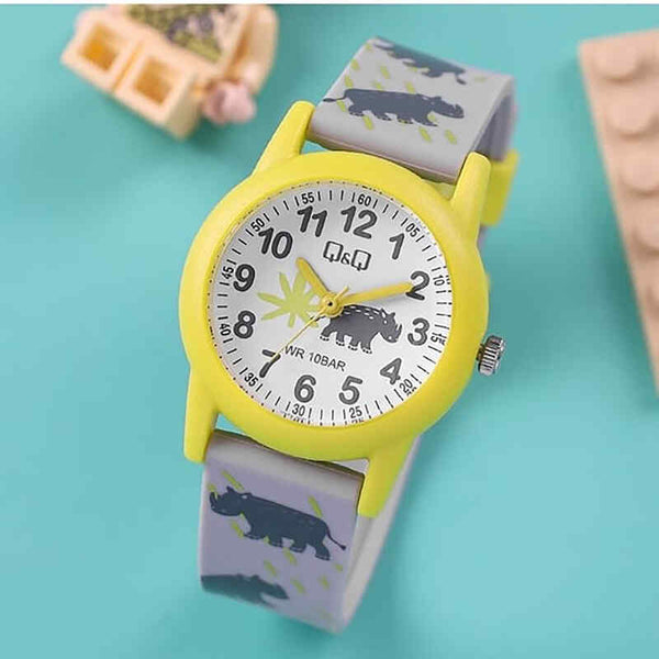 Q&Q Watch By Citizen V22A-017VY Kids Analog Watch with Grey Resin Strap