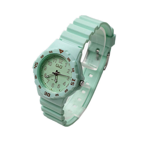 Q&Q Watch by Citizen VR19J016Y Kids Analog Watch with Green Rubber Strap