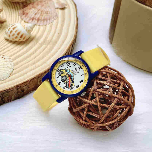 Q&Q Watch By Citizen VR41J009Y Kids Analog Watch with Yellow Rubber Strap