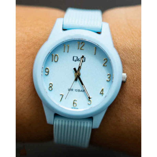 Q&Q Watch by Citizen VS13J006Y Women Analog Watch with Blue Rubber Strap