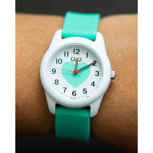 Q&Q Watch by Citizen VS65J001Y Kids Analog Watch with Green Rubber Strap