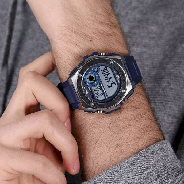 Casio Men's Digital Watch MWD-100H-2AV Blue Resin Band Sport Watch